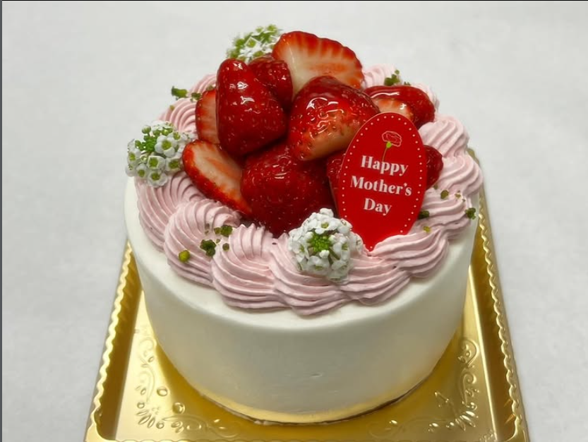 いちごホールケーキ